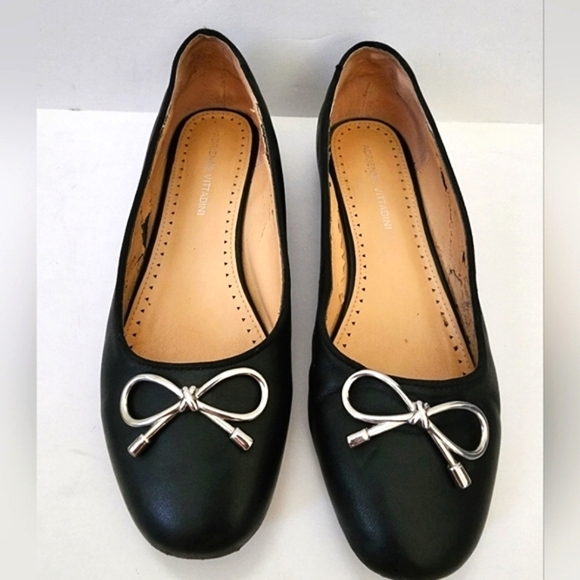 Adrienne Vittadini Womans Midnight Black  Metal Front Bow Ballet Flats, sz 8 - Picture 1 of 10